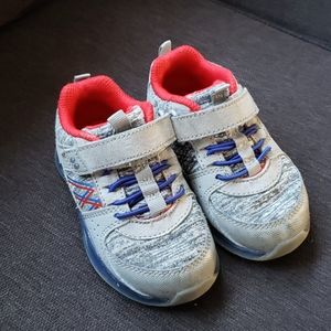Stride Rite Surprise LIGHT UP sneakers, size 6
